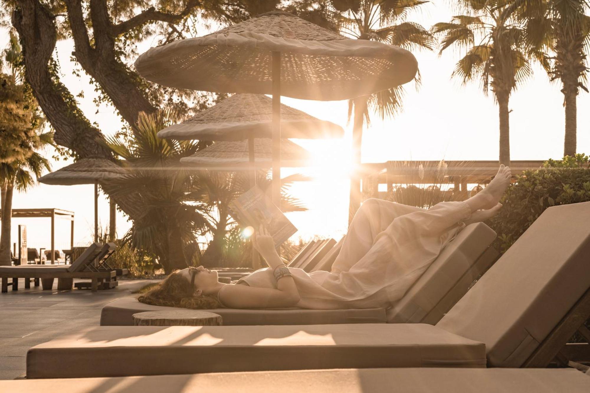 Balmy Beach Resort ケメル エクステリア 写真